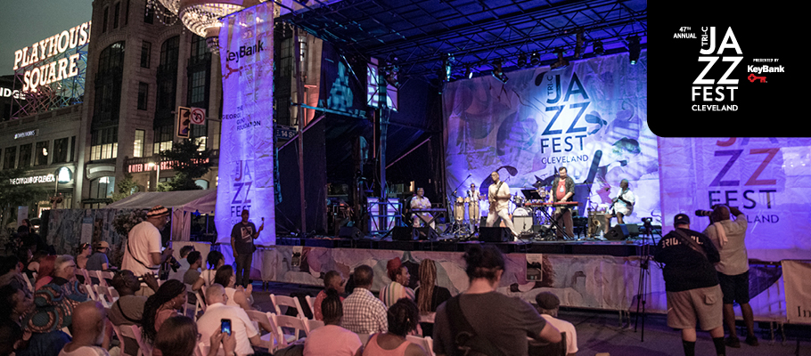Image of crowd of people at Tri-C JazzFest