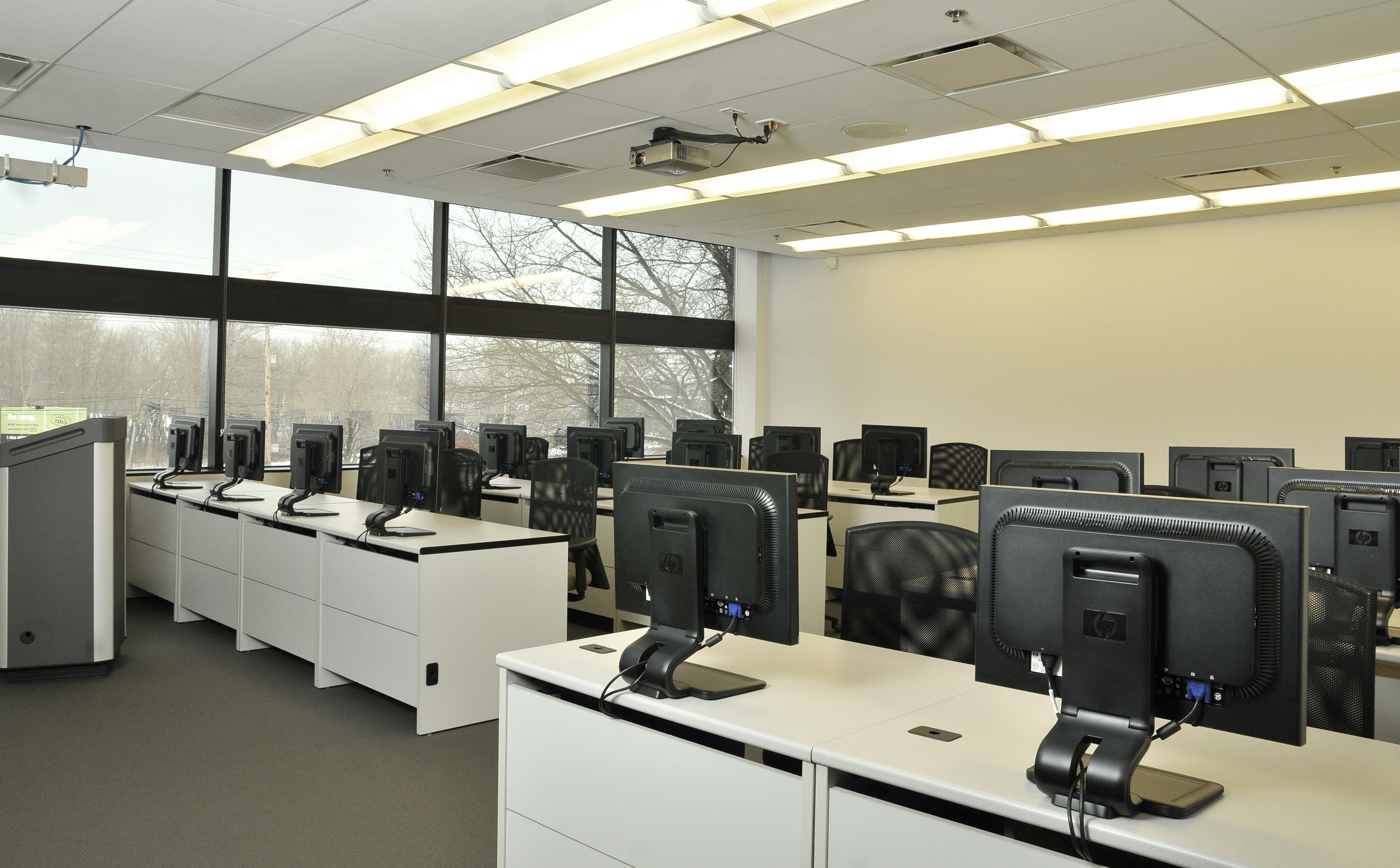 IT Lab at Corporate College East
