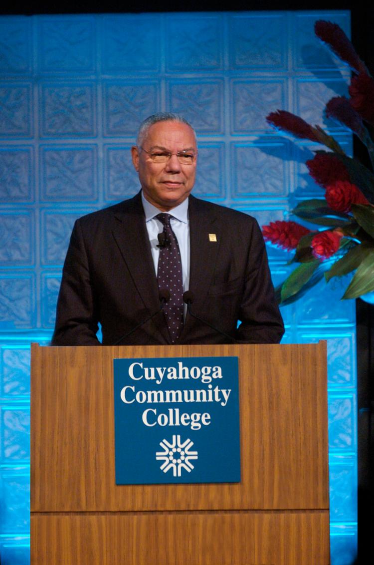 Gen. Colin Powell at podium, speaking at Tri-C in 2007