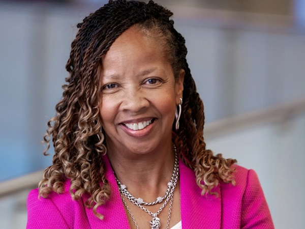 Ronna McNair