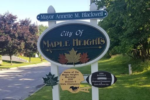 Sign wlecoming visitors to Maple Heights