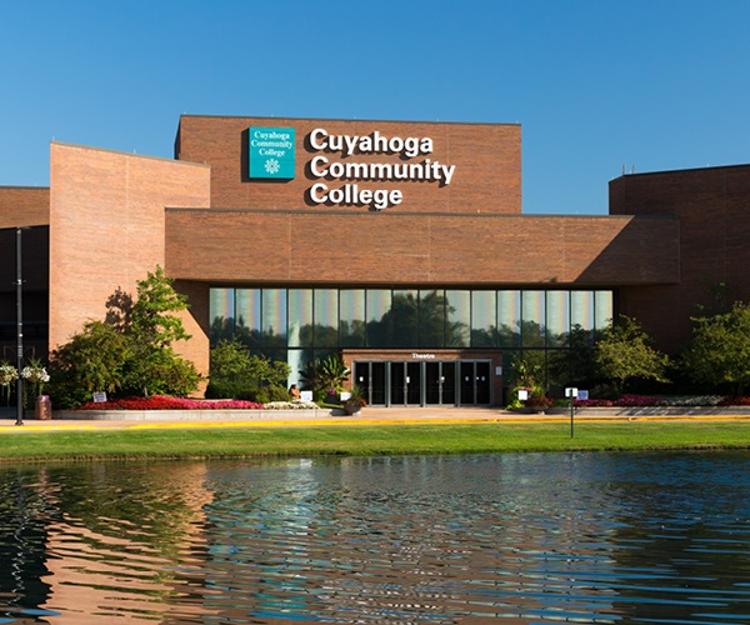 Front entrance of Tri-C Western Campus